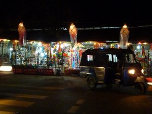 décorations de la ville pour wesak