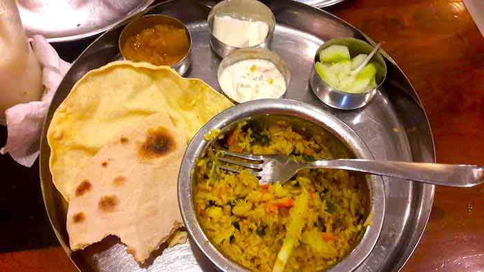 sri-am-kandy