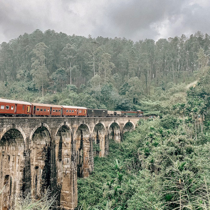 nine arch bridge ella sri lanka