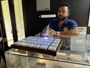 habarana fabrique de pierres précieuses